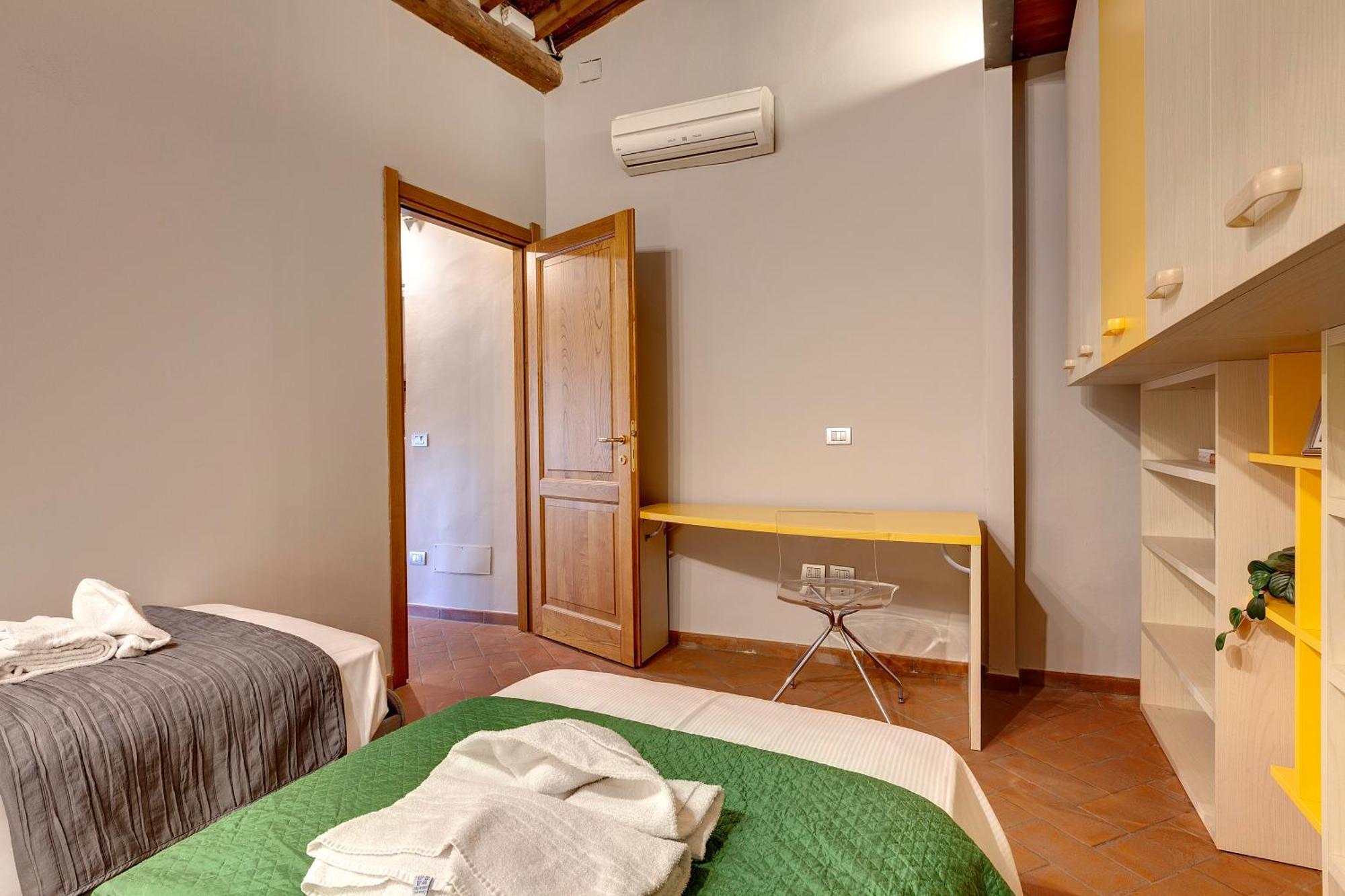 Magazzini Apartment By Mamo Florence Exterior photo